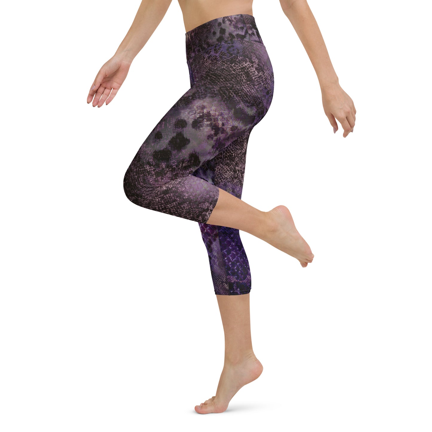 "BOLD.BEAUTIFUL.BLESSED" Yoga Capri Leggings